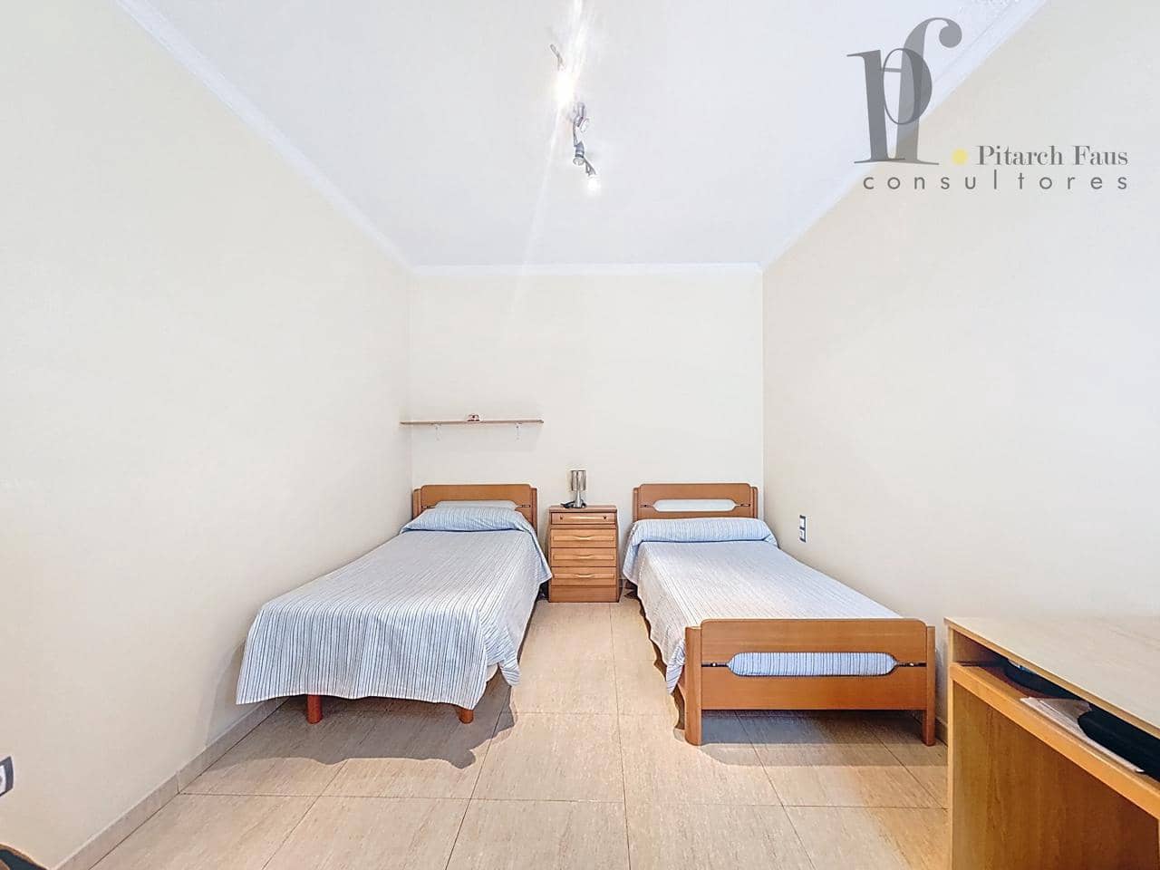 5 soveværelse Villa til salg i Benisano med garage - € 400.000 (Ref: 9558977)