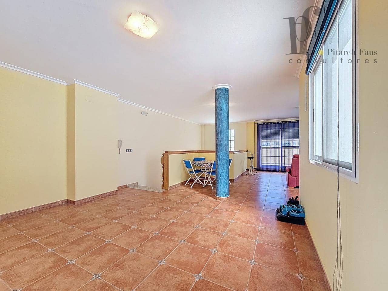 5 soveværelse Villa til salg i Benisano med garage - € 400.000 (Ref: 9558977)