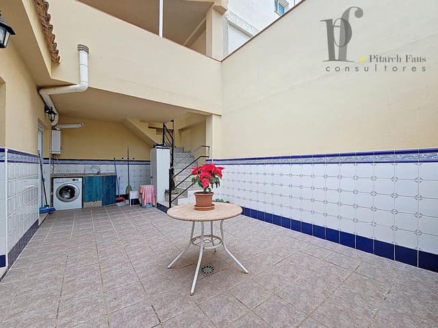 5 soveværelse Villa til salg i Benisanó med garage - € 400.000 (Ref: 9558977)