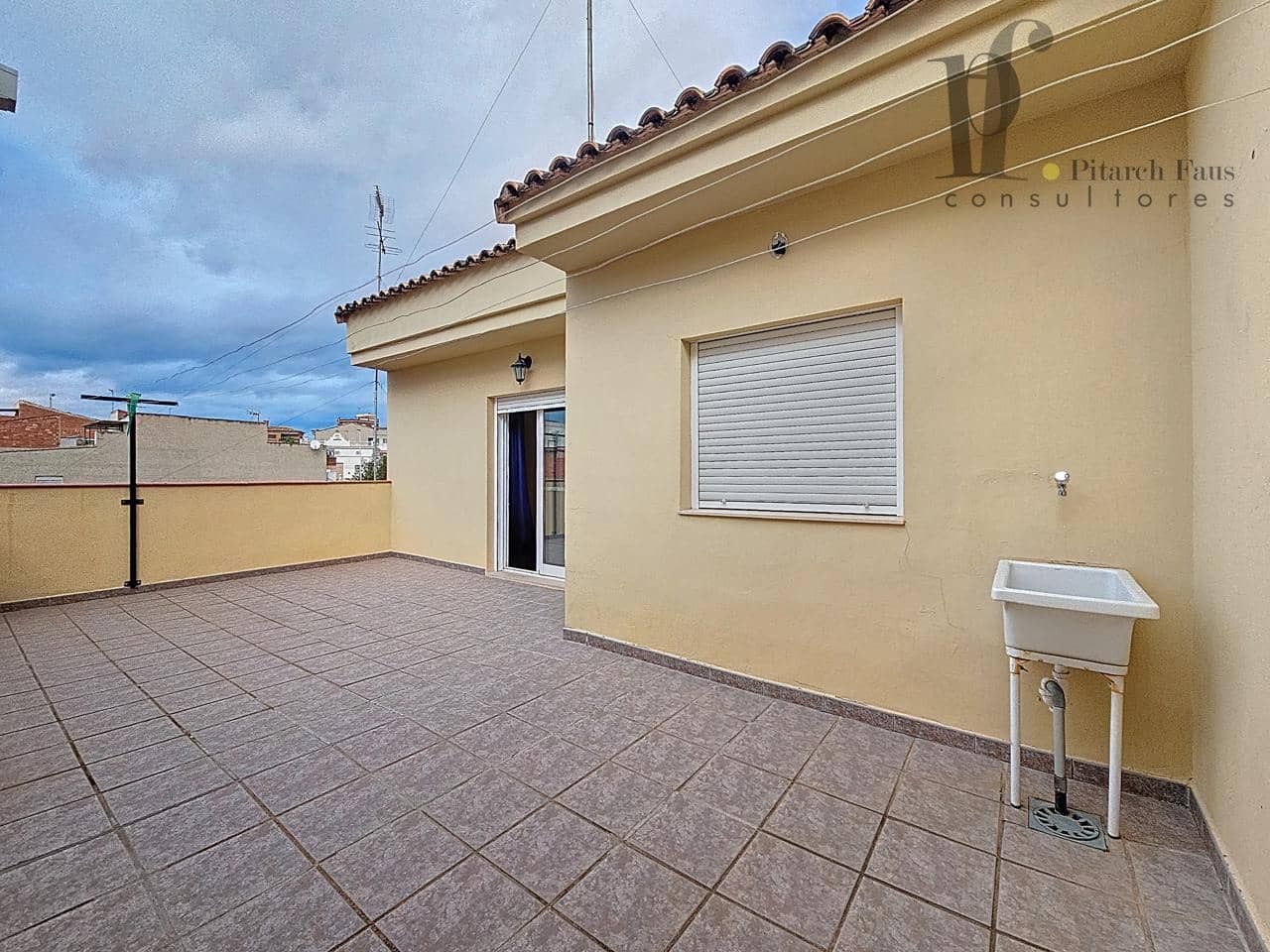 5 soveværelse Villa til salg i Benisano med garage - € 400.000 (Ref: 9558977)