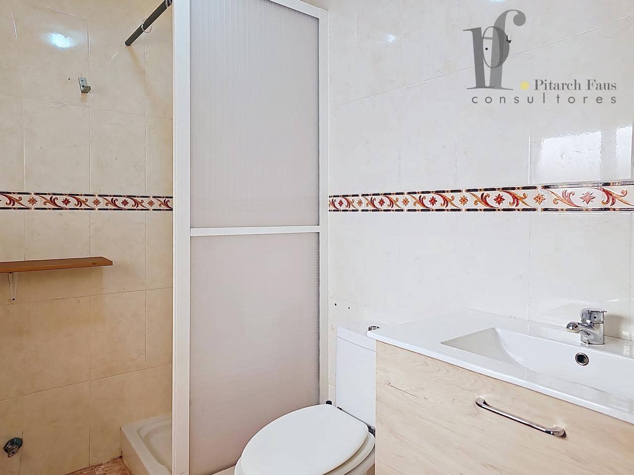 3 quarto Apartamento para venda em La Pobla de Vallbona - 185 000 € (Ref: 9715671)