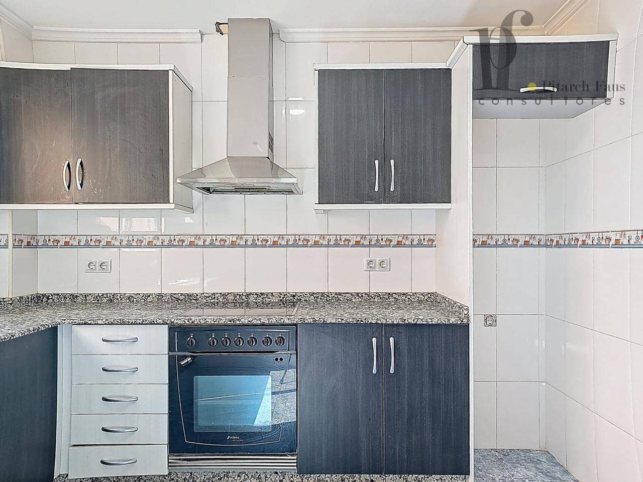 3 quarto Apartamento para venda em La Pobla de Vallbona - 185 000 € (Ref: 9715671)