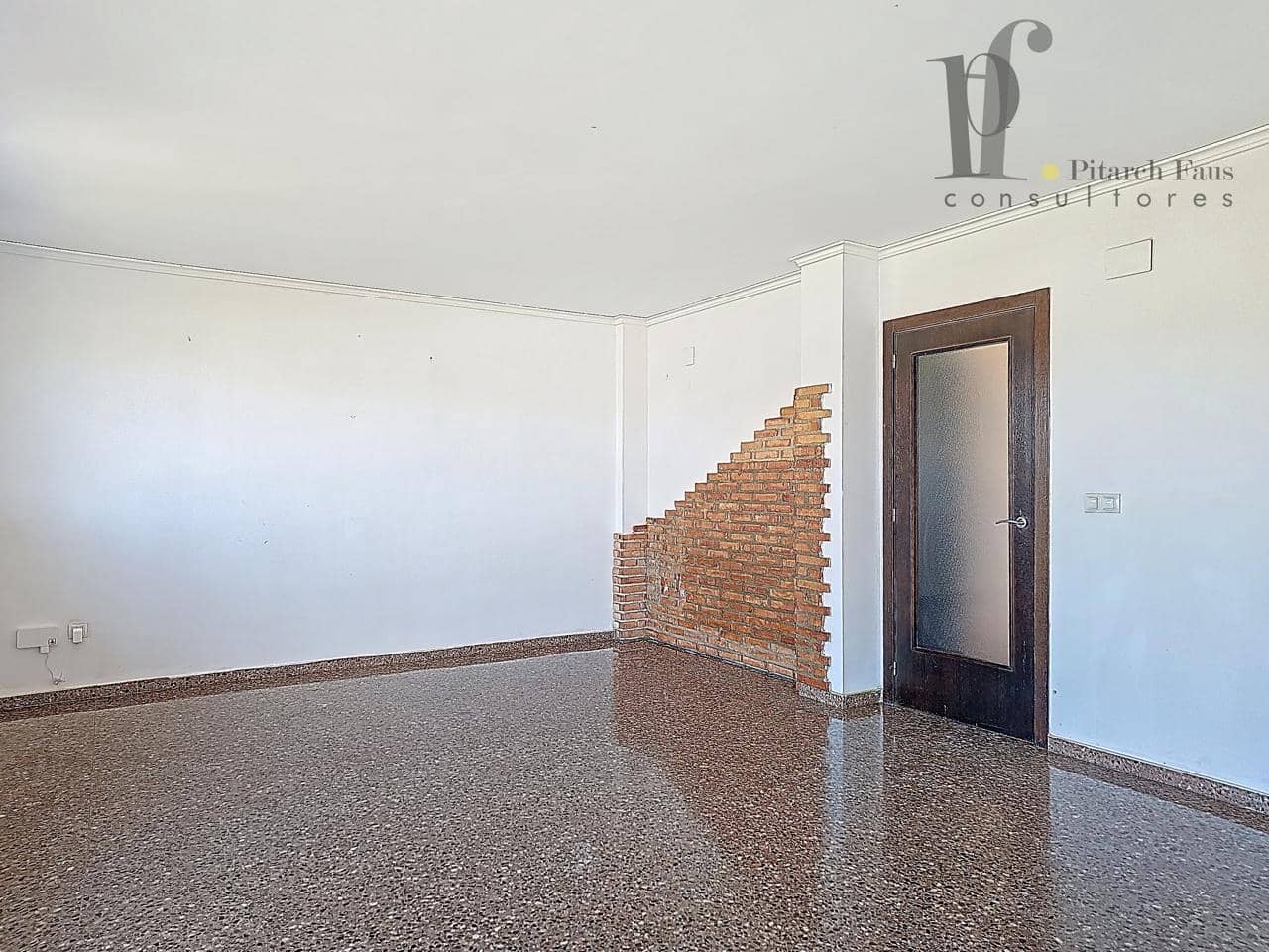 3 quarto Apartamento para venda em La Pobla de Vallbona - 185 000 € (Ref: 9715671)