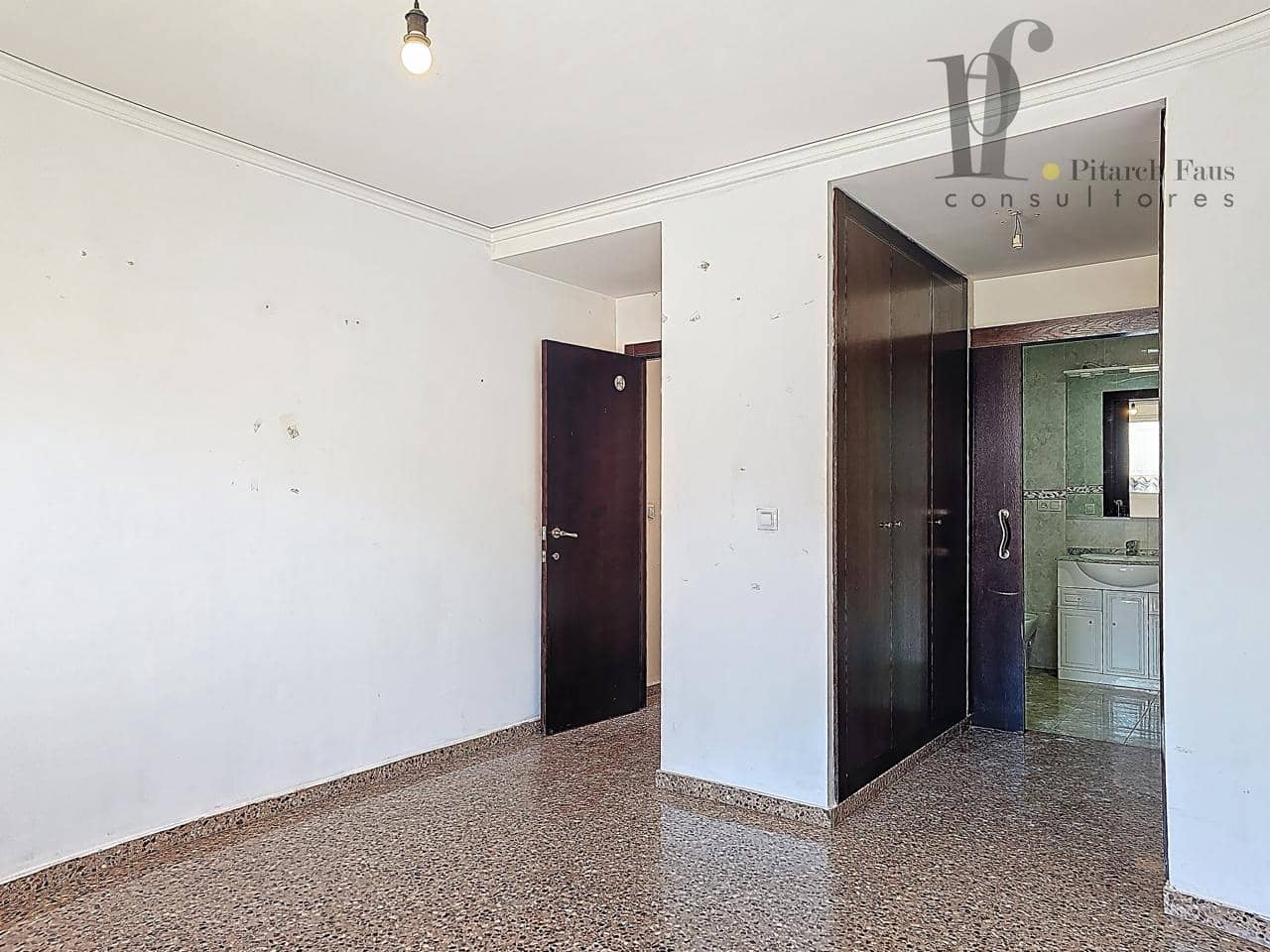 3 quarto Apartamento para venda em La Pobla de Vallbona - 185 000 € (Ref: 9715671)