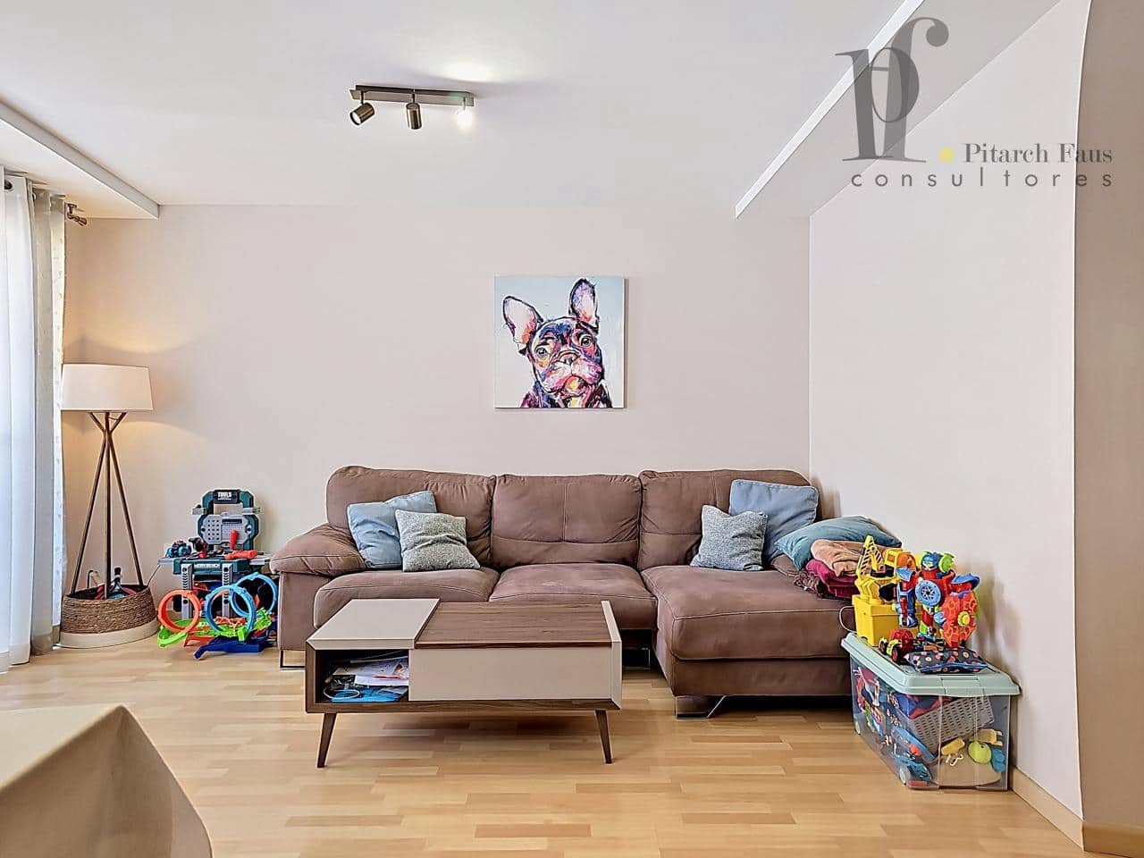 3 bedroom Flat for sale in La Pobla de Vallbona with garage - € 237,000 (Ref: 9800740)