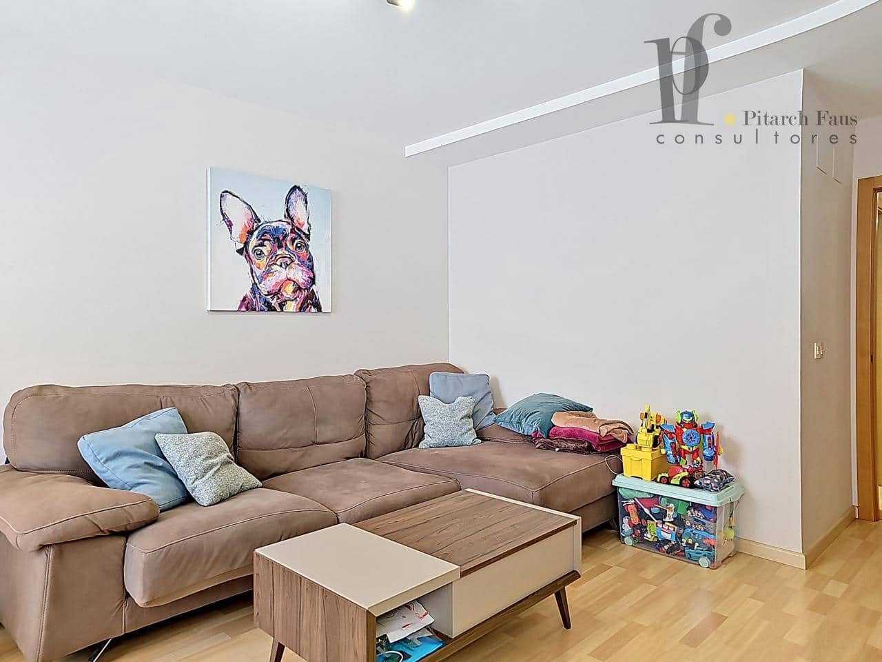 3 bedroom Flat for sale in La Pobla de Vallbona with garage - € 237,000 (Ref: 9800740)