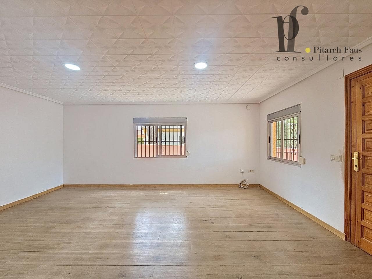 3 Zimmer Villa zu verkaufen in Lliria mit Pool - 295.000 € (Ref: 9824050)