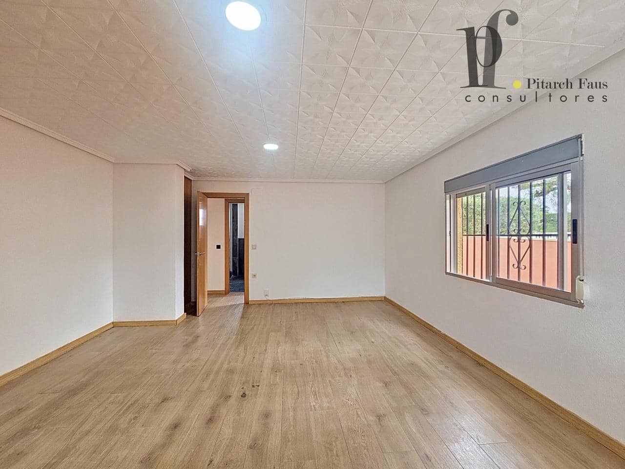 3 Zimmer Villa zu verkaufen in Lliria mit Pool - 295.000 € (Ref: 9824050)