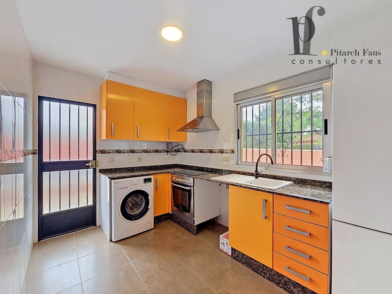 3 Zimmer Villa zu verkaufen in Lliria mit Pool - 295.000 € (Ref: 9824050)