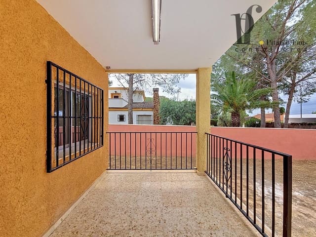 3 Zimmer Villa zu verkaufen in Llíria mit Pool - 295.000 € (Ref: 9824050)