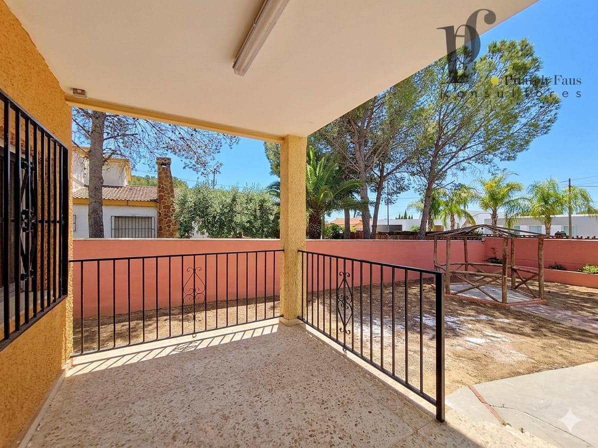 3 bedroom Villa for sale in Lliria with pool - € 295,000 (Ref: 9824050)