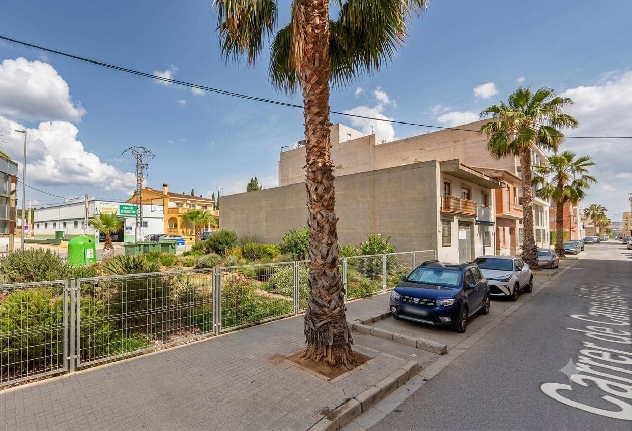 Undeveloped Land for sale in Vilamarxant / Villamarchante - € 95,000 (Ref: 9847862)