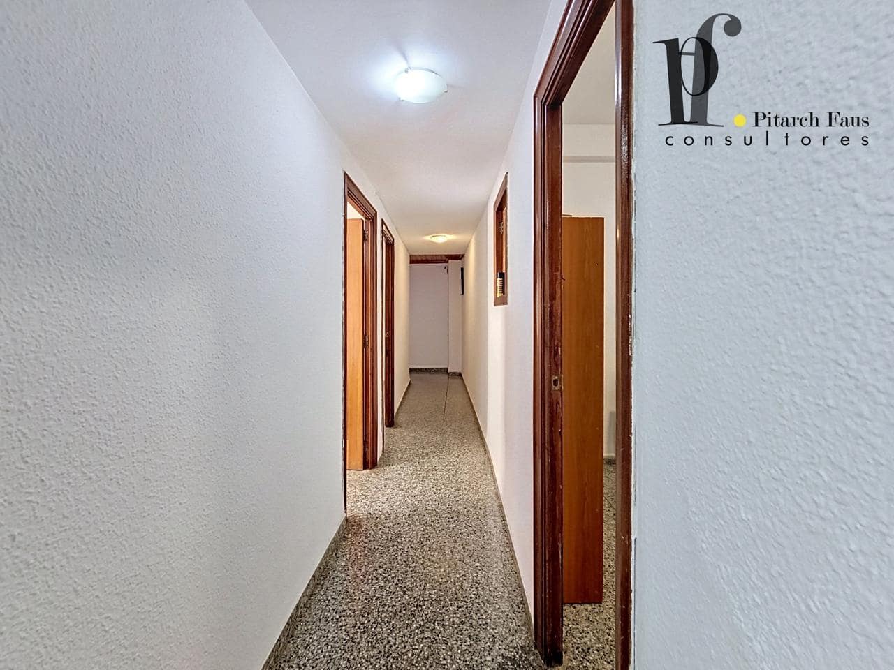 4 Zimmer Wohnung zu verkaufen in La Pobla de Vallbona - 170.000 € (Ref: 9904958)