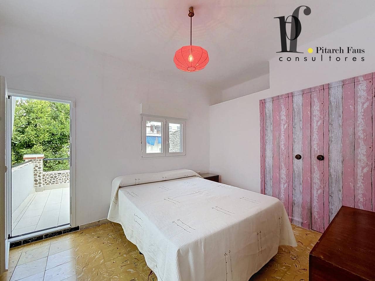 4 bedroom Villa for sale in Moncofa with garage - € 239,000 (Ref: 9921184)