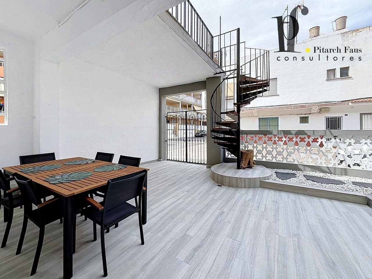 4 bedroom Villa for sale in Moncofa with garage - € 239,000 (Ref: 9921184)