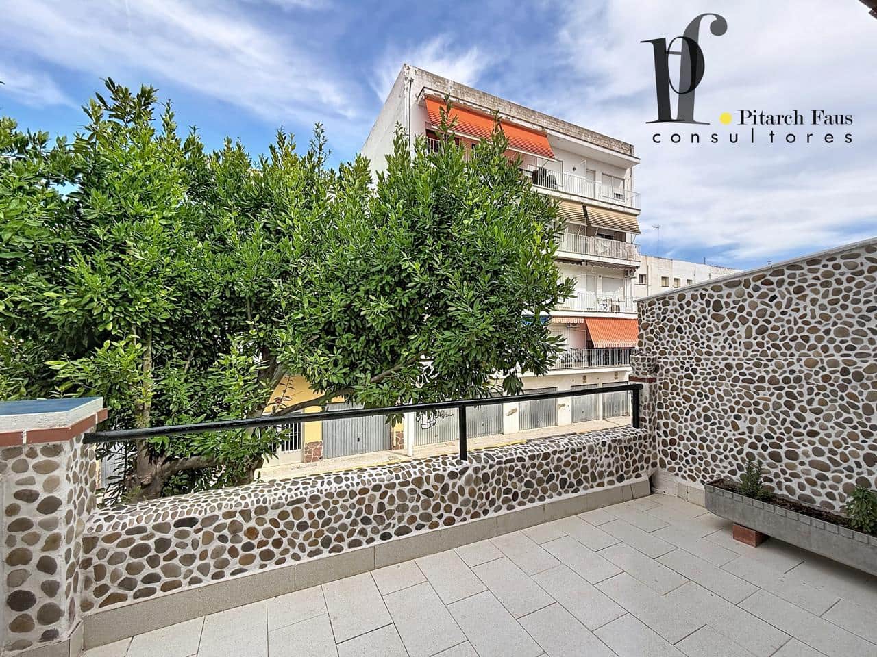 4 bedroom Villa for sale in Moncofa with garage - € 239,000 (Ref: 9921184)