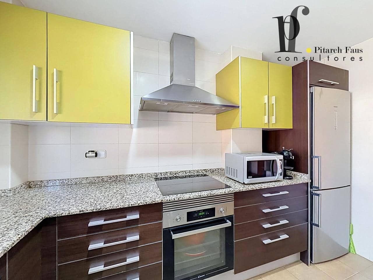 4 chambre Villa/Maison à vendre à La Pobla de Vallbona avec piscine - 424 000 € (Ref: 9928361)