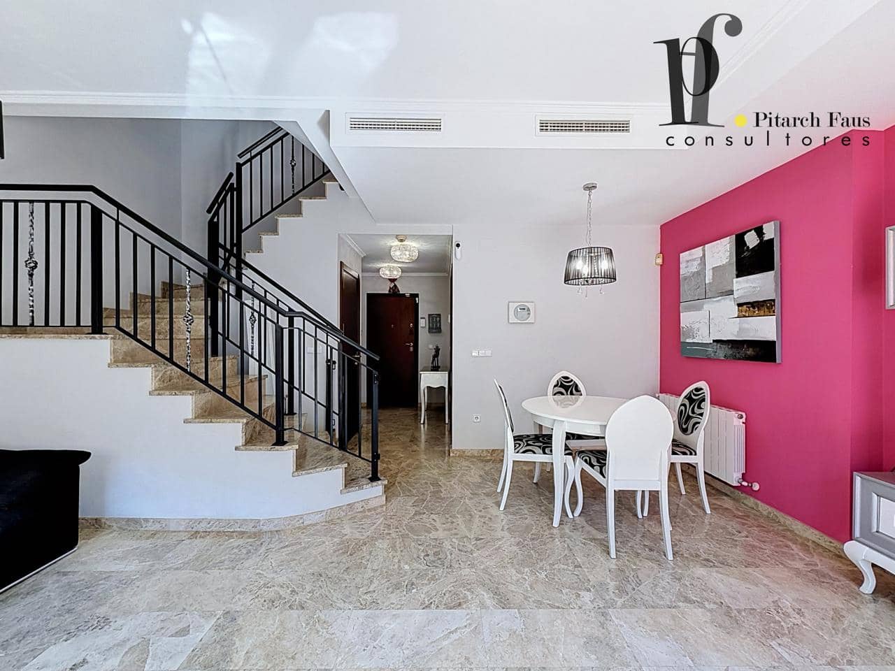 4 chambre Villa/Maison à vendre à La Pobla de Vallbona avec piscine - 424 000 € (Ref: 9928361)