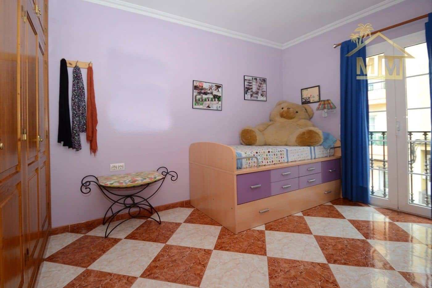 4 soveværelse Byhus til salg i Es Castell - € 570.000 (Ref: 5133845)