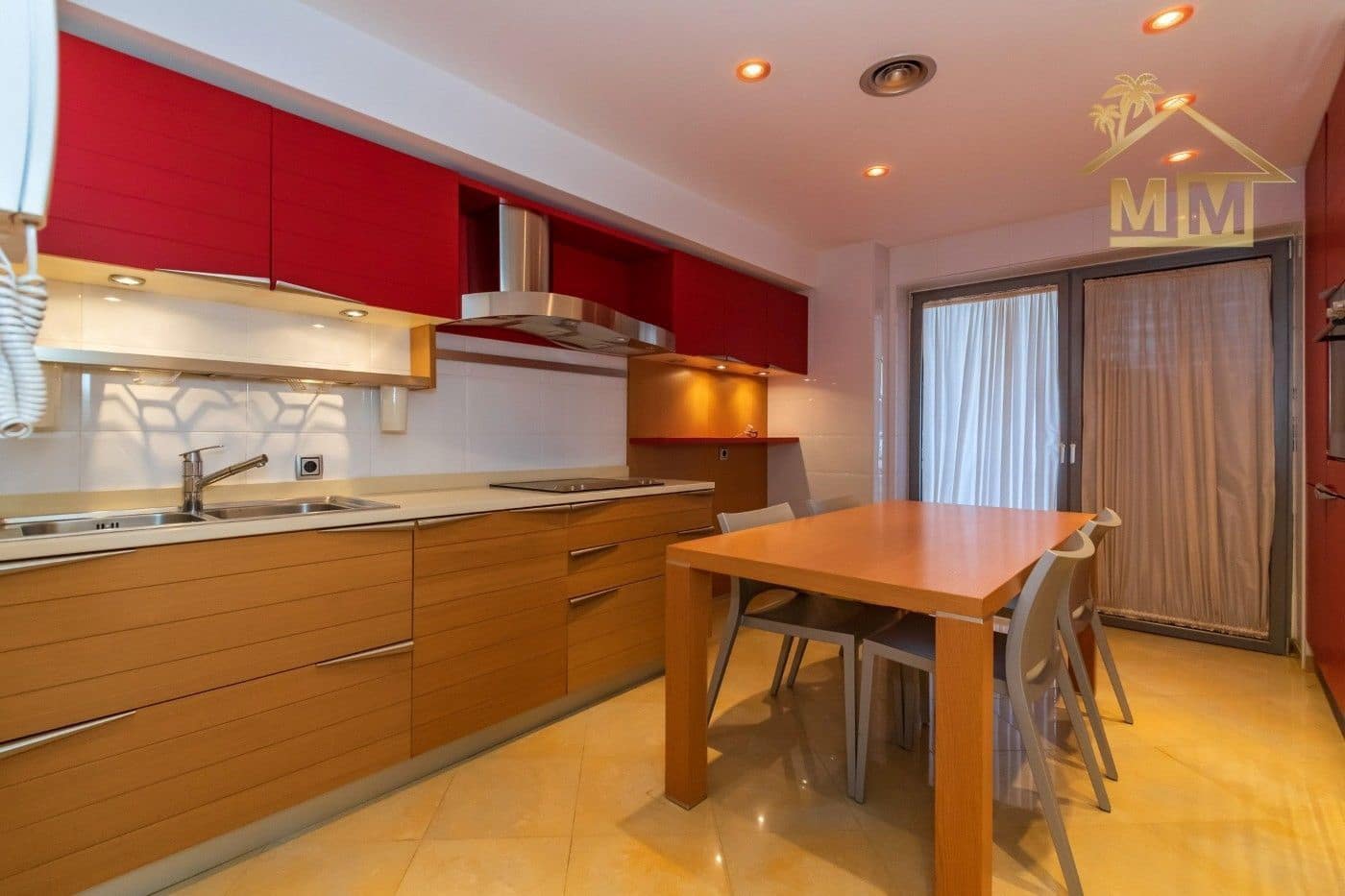 4 sypialnia Apartament na sprzedaż w Mahon / Mao z garażem - 580 000 € (Ref: 5133850)