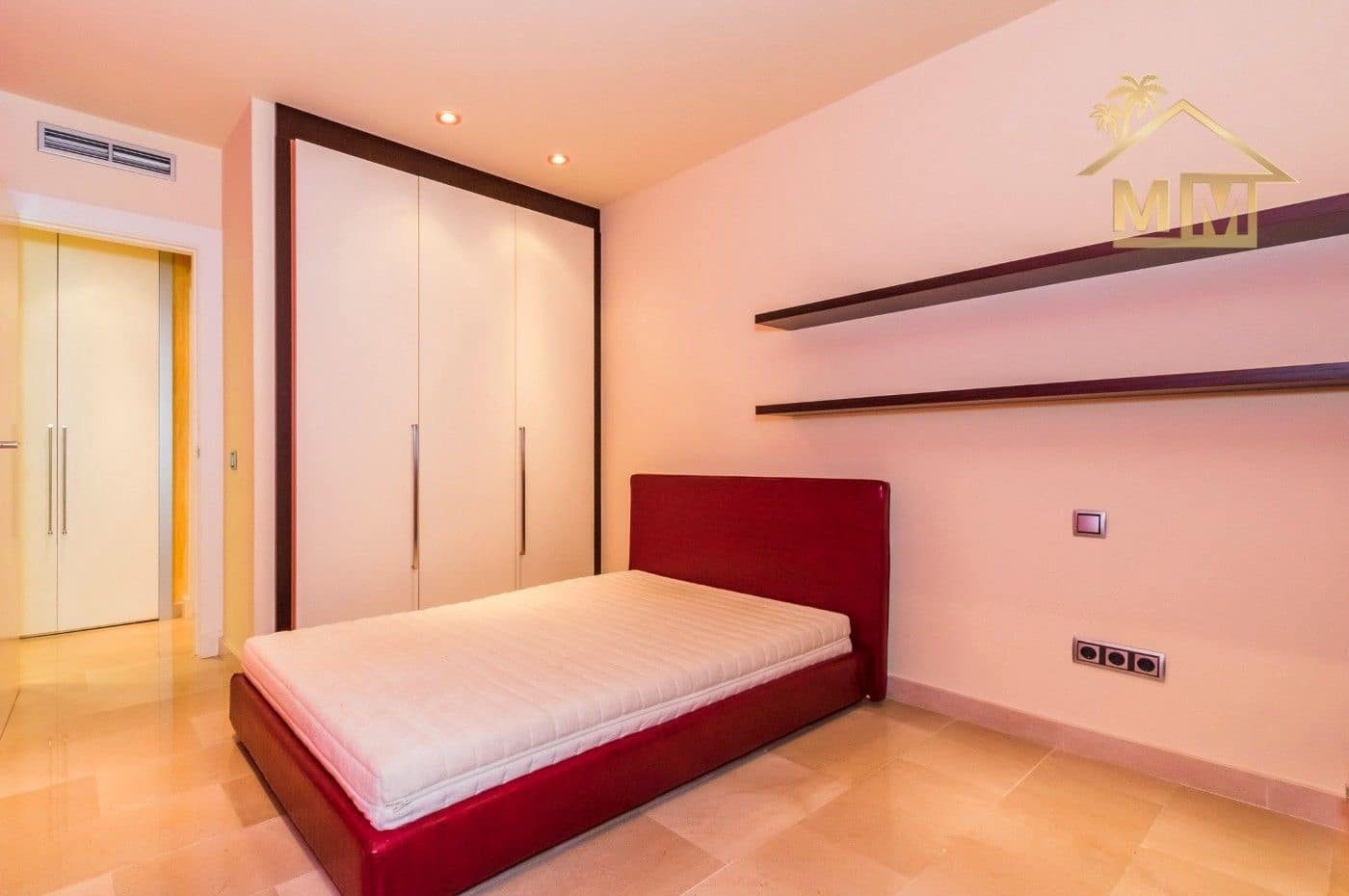 4 sypialnia Apartament na sprzedaż w Mahon / Mao z garażem - 580 000 € (Ref: 5133850)