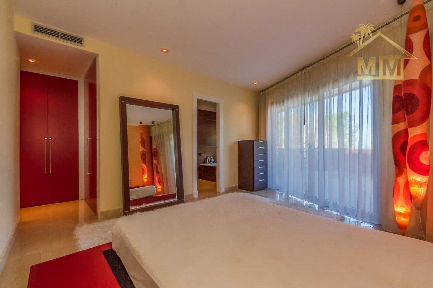 4 sypialnia Apartament na sprzedaż w Mahon / Mao z garażem - 580 000 € (Ref: 5133850)