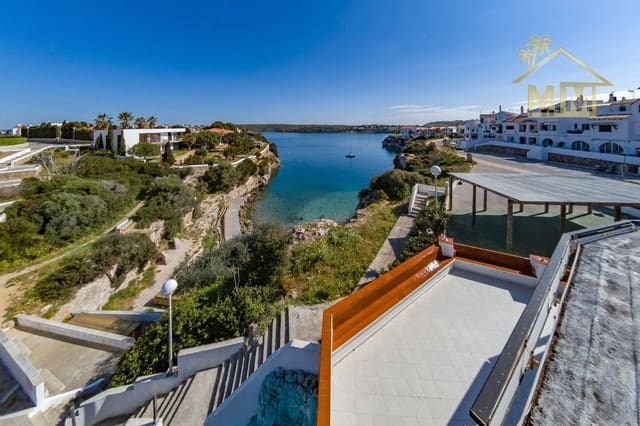 5 soverom Villa til salgs i Sol del Este, Es Castell - € 1 777 000 (Ref: 5133878)