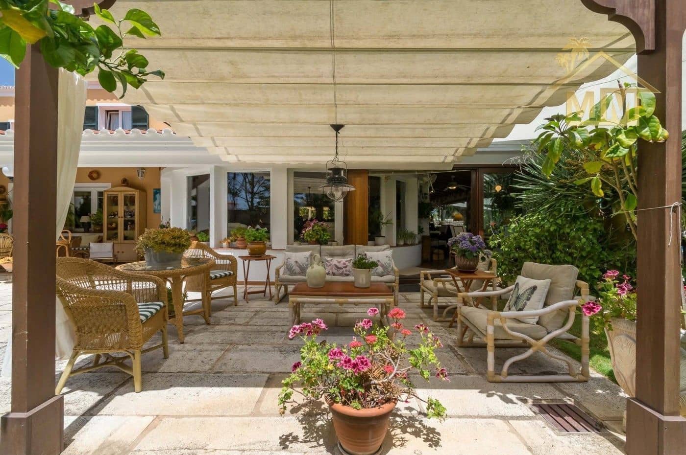 5 soverom Villa til salgs i Binixica med svømmebasseng garasje - € 2 333 000 (Ref: 5133888)