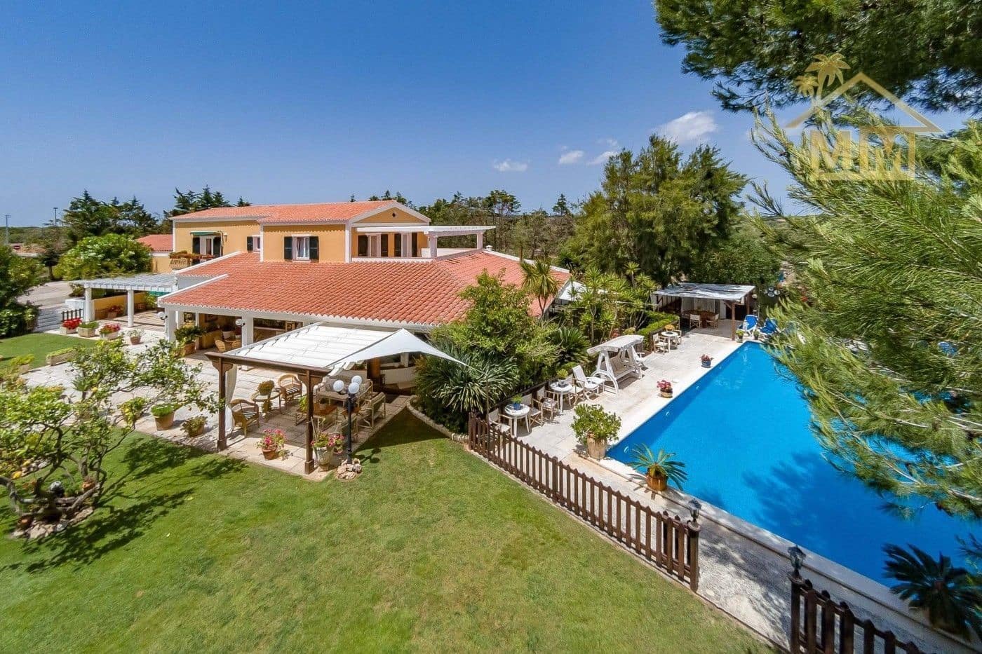 5 soverom Villa til salgs i Binixica med svømmebasseng garasje - € 2 333 000 (Ref: 5133888)