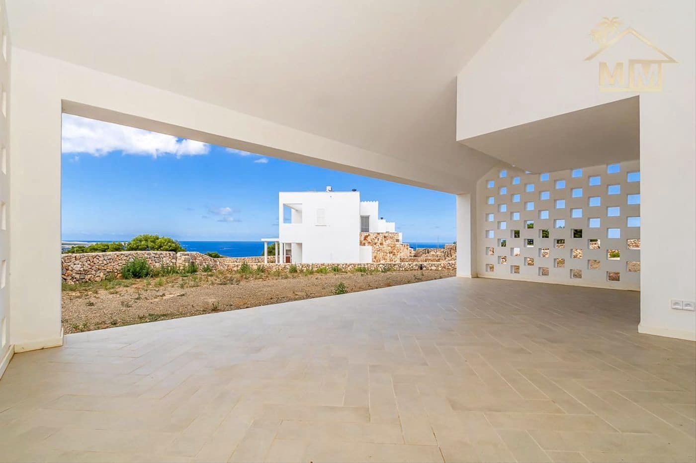 4 soveværelse Villa til salg i Arenal d'en Castell med swimmingpool garage - € 670.000 (Ref: 7161505)