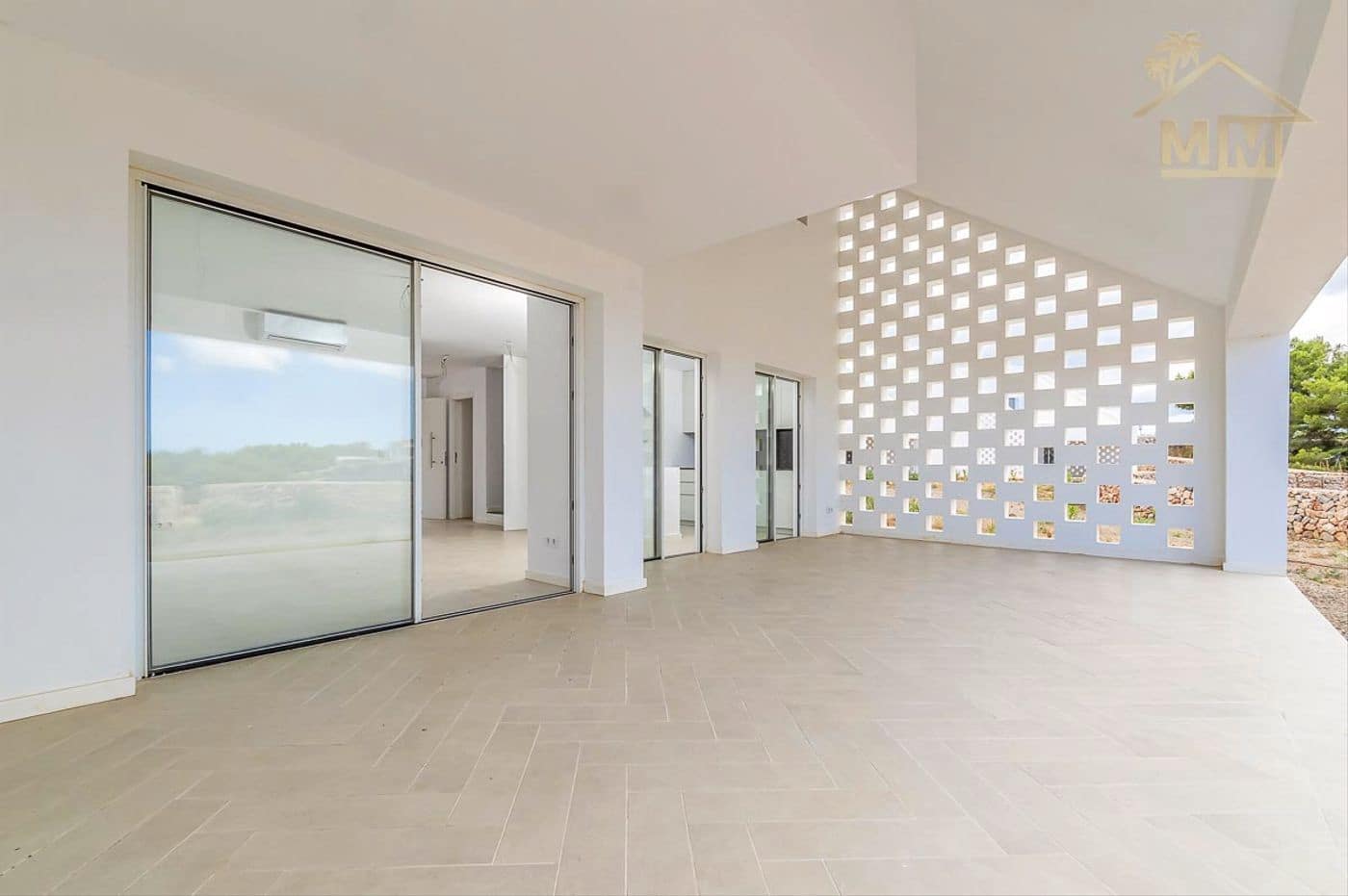 4 soveværelse Villa til salg i Arenal d'en Castell med swimmingpool garage - € 670.000 (Ref: 7161505)