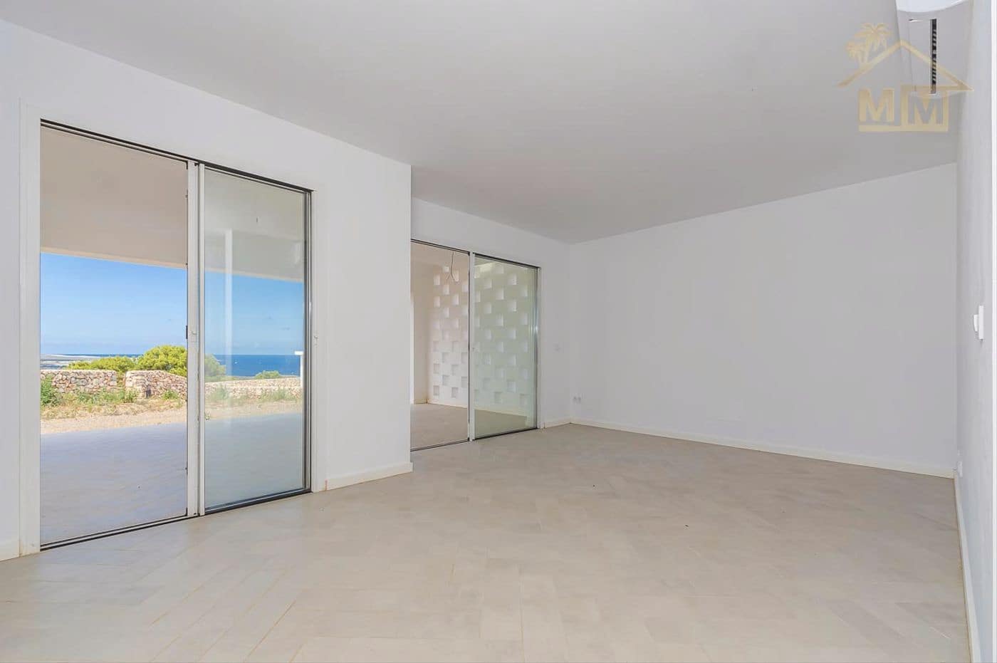 4 soveværelse Villa til salg i Arenal d'en Castell med swimmingpool garage - € 670.000 (Ref: 7161505)