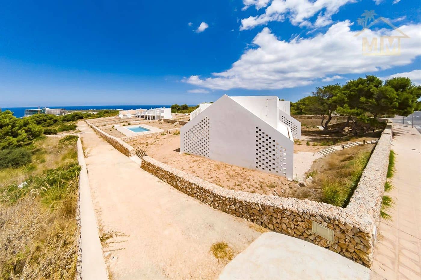 4 soveværelse Villa til salg i Arenal d'en Castell med swimmingpool garage - € 670.000 (Ref: 7161505)