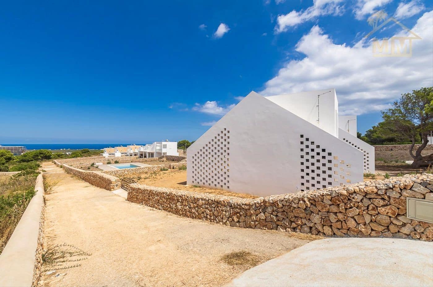 4 soveværelse Villa til salg i Arenal d'en Castell med swimmingpool garage - € 670.000 (Ref: 7161505)