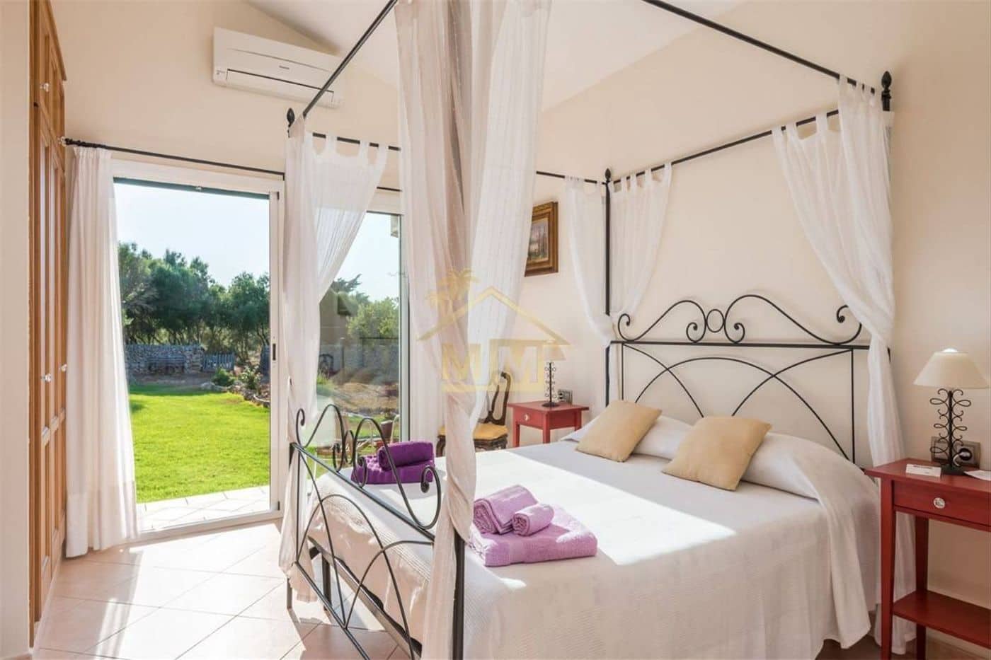 7 soveværelse Villa til salg i Es Castell med swimmingpool garage - € 1.790.000 (Ref: 7161513)