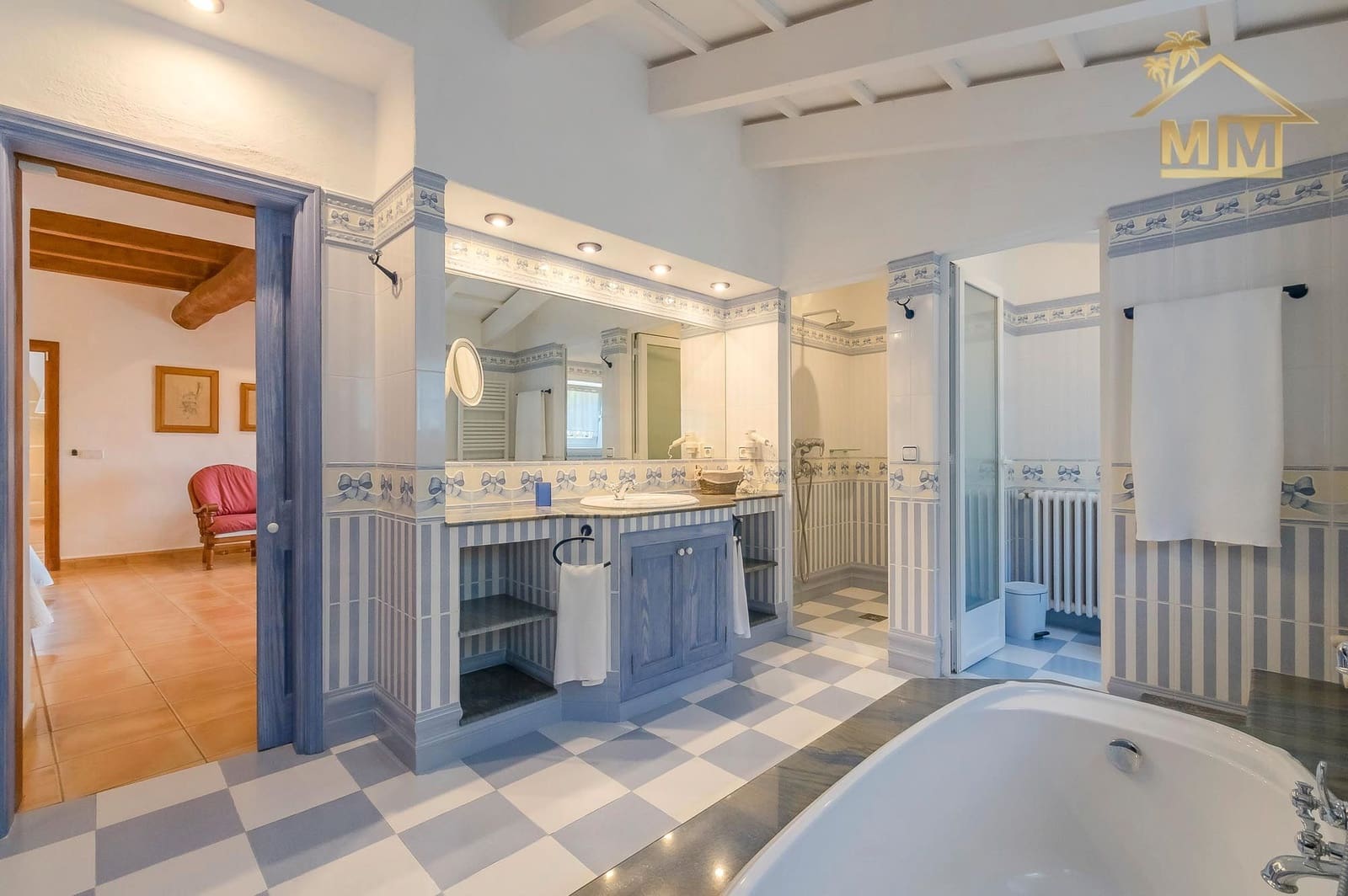 8 soveværelse Finca/Landehus til salg i Alayor / Alaior med swimmingpool garage - € 4.000.000 (Ref: 7161520)