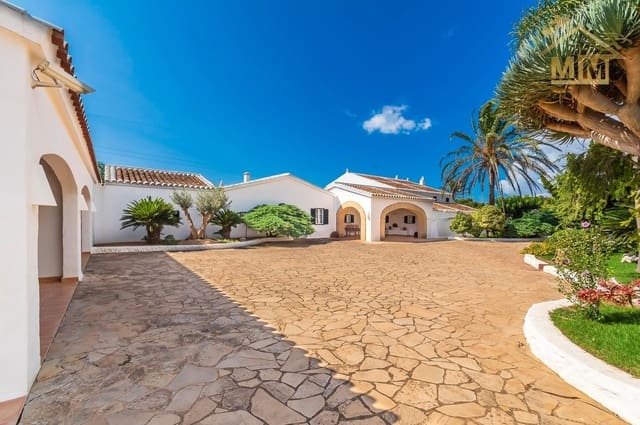 8 soveværelse Finca/Landehus til salg i Alayor / Alaior med swimmingpool garage - € 4.000.000 (Ref: 7161520)