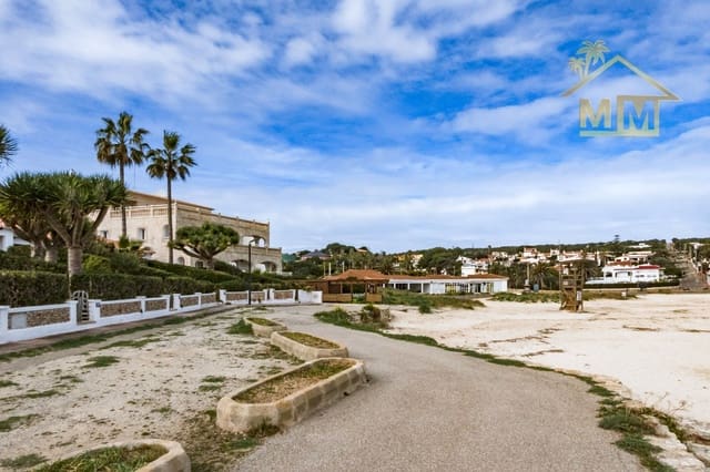 18 makuuhuone Hotelli myytävänä paikassa Punta Prima, San Luis / Sant Lluís - 4 500 000 € (Ref: 7161533)