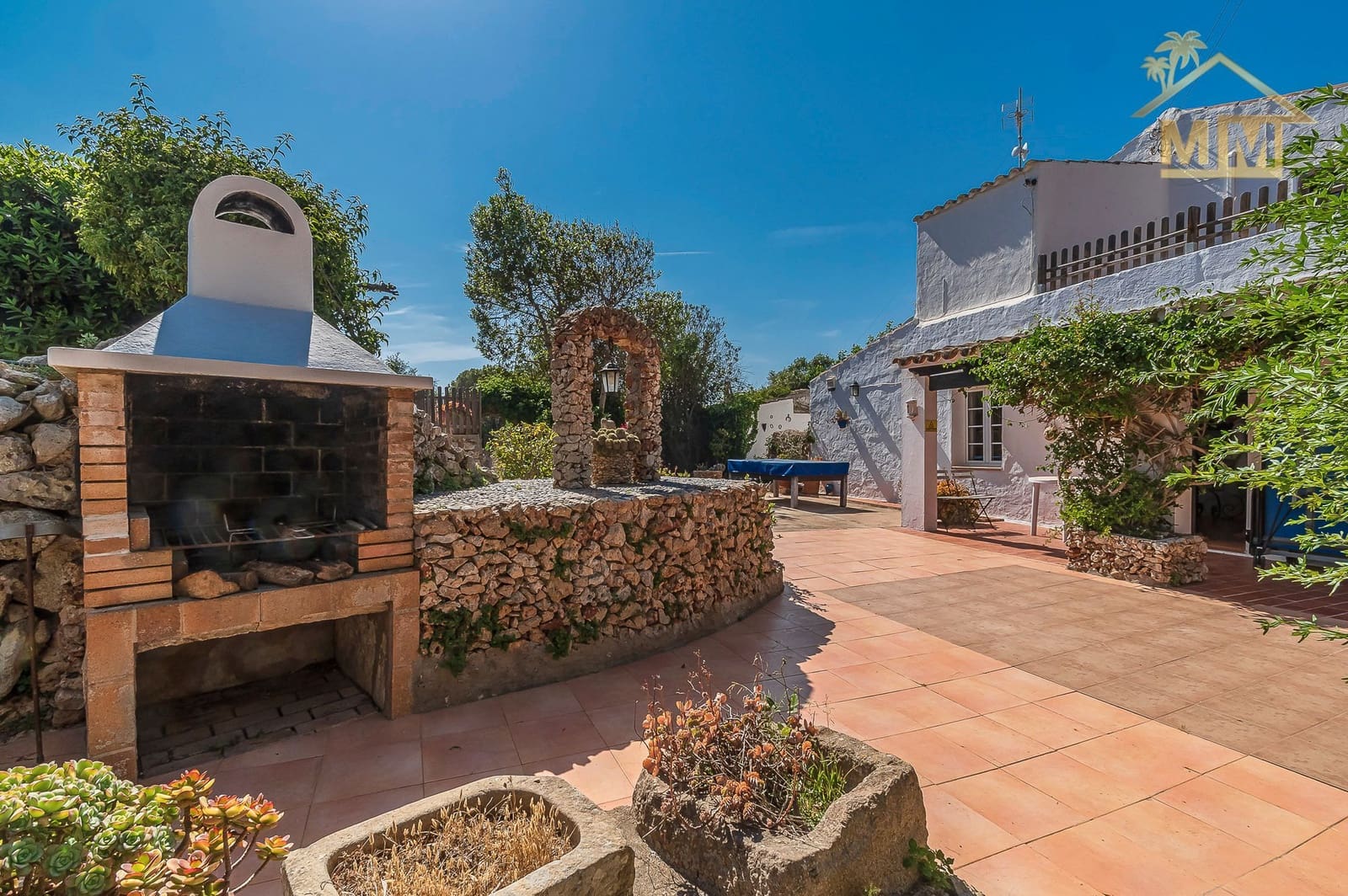 5 soveværelse Finca/Landehus til salg i Es Castell med swimmingpool - € 995.000 (Ref: 7161538)