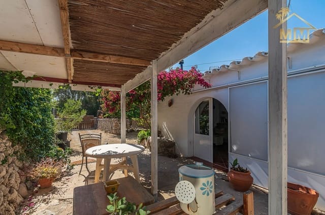 5 soveværelse Finca/Landehus til salg i Es Castell med swimmingpool - € 995.000 (Ref: 7161538)