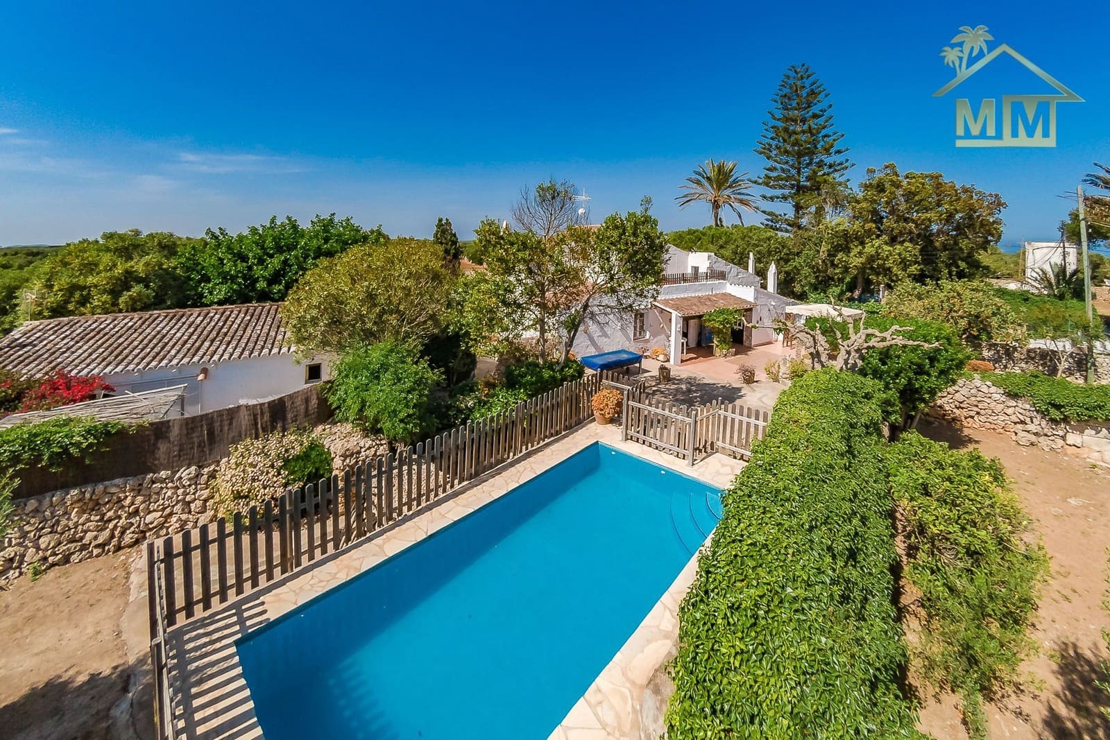 5 soveværelse Finca/Landehus til salg i Es Castell med swimmingpool - € 995.000 (Ref: 7161538)