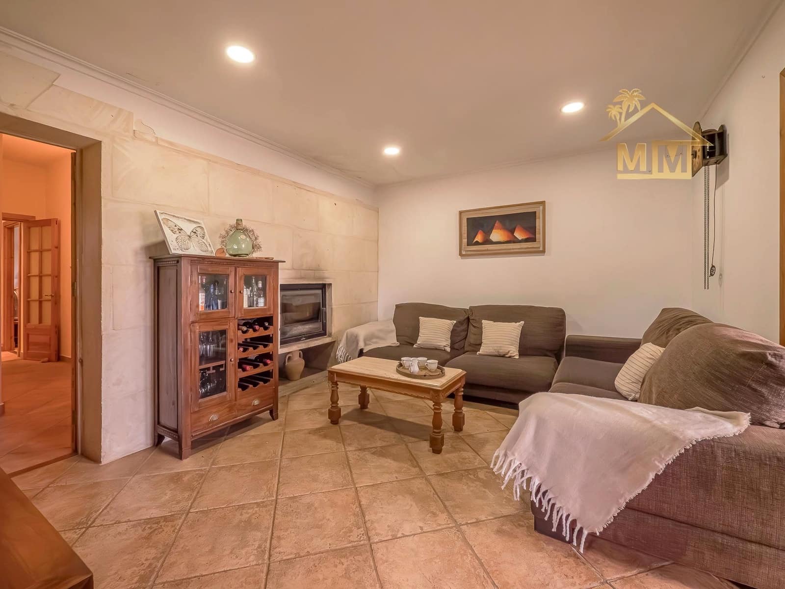 3 soveværelse Finca/Landehus til salg i San Clemente med swimmingpool garage - € 3.500.000 (Ref: 7161543)