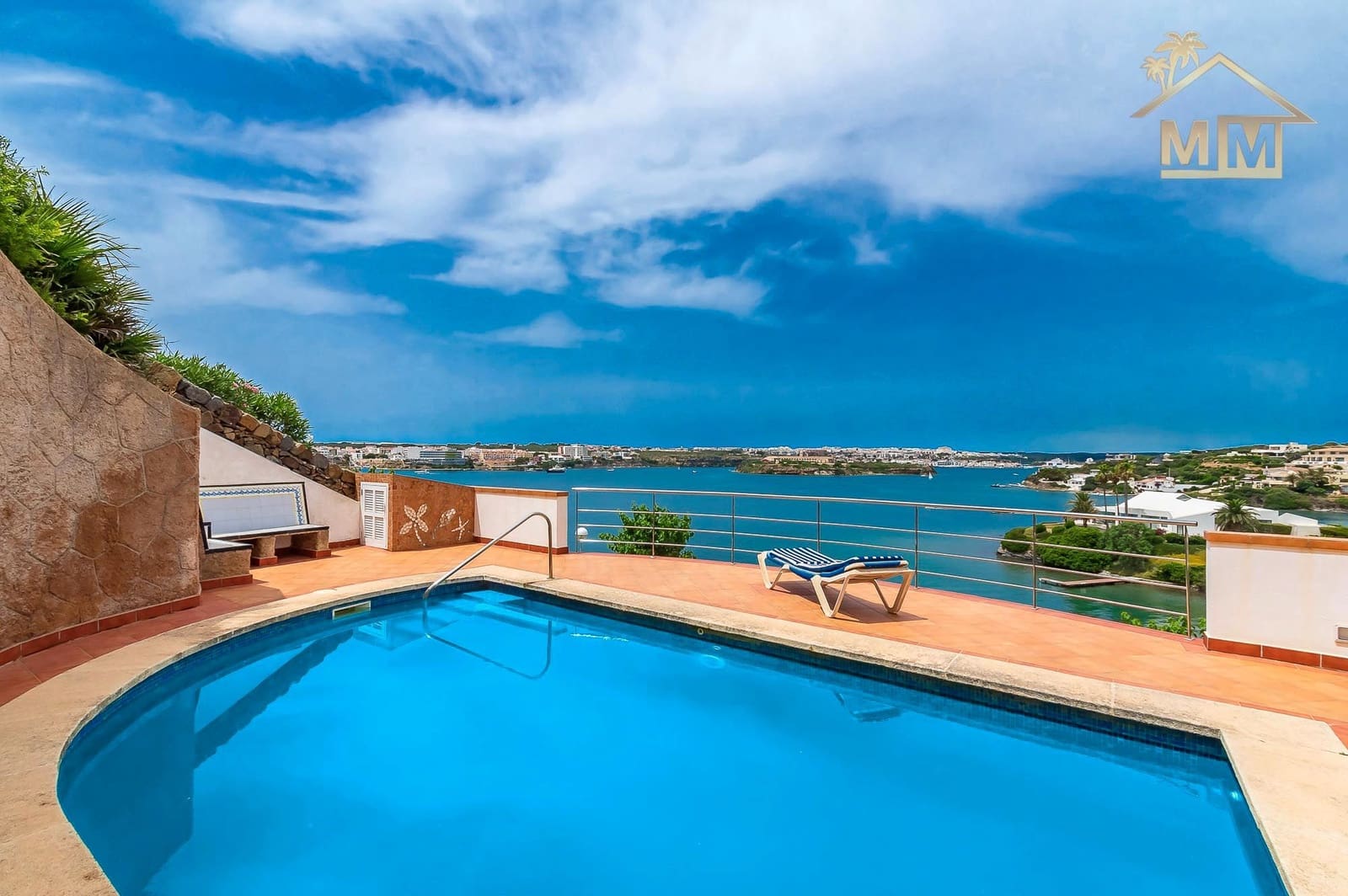 4 soveværelse Villa til salg i Mahon / Mao med swimmingpool garage - € 2.600.000 (Ref: 7161547)