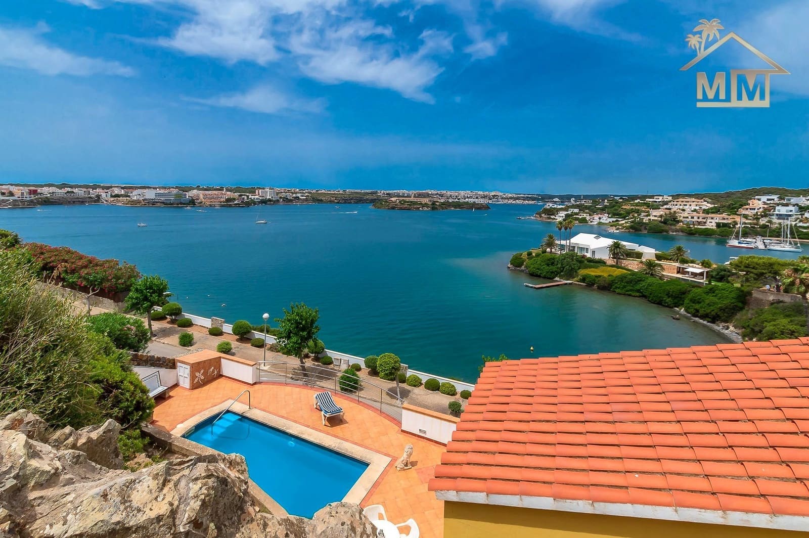 4 soveværelse Villa til salg i Mahon / Mao med swimmingpool garage - € 2.600.000 (Ref: 7161547)