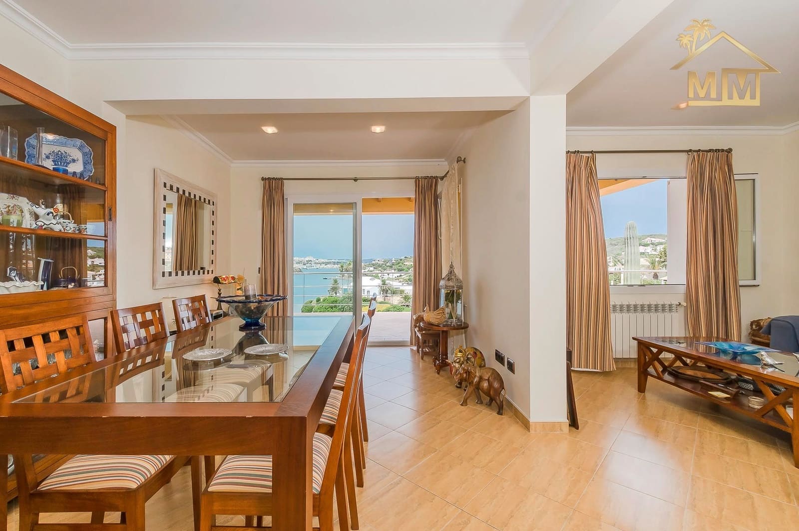 4 soveværelse Villa til salg i Mahon / Mao med swimmingpool garage - € 2.600.000 (Ref: 7161547)