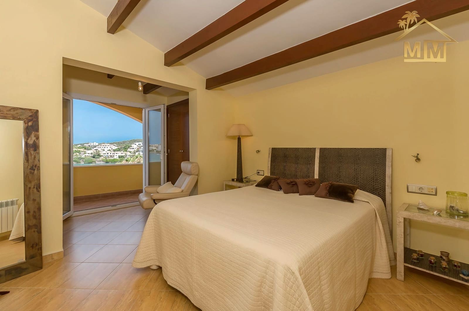 4 soveværelse Villa til salg i Mahon / Mao med swimmingpool garage - € 2.600.000 (Ref: 7161547)