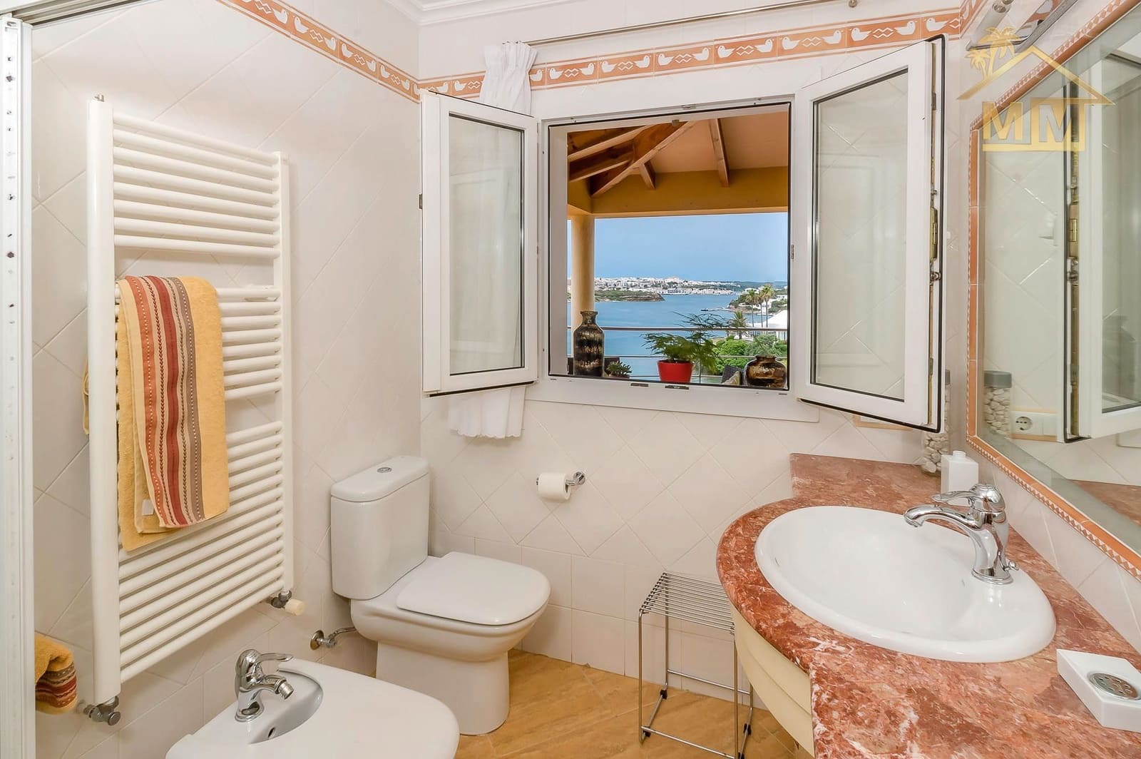 4 soveværelse Villa til salg i Mahon / Mao med swimmingpool garage - € 2.600.000 (Ref: 7161547)