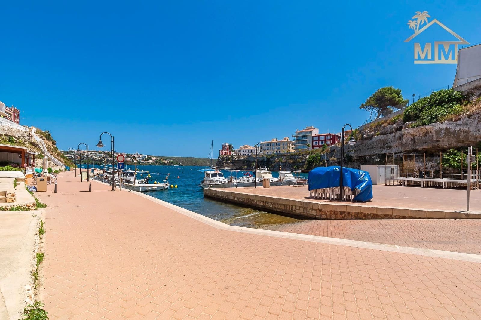 Grond te koop in Es Castell - € 850.000 (Ref: 7161548)