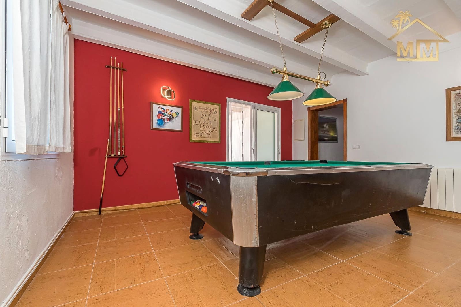 3 soveværelse Villa til salg i Es Castell med swimmingpool - € 590.000 (Ref: 7161555)