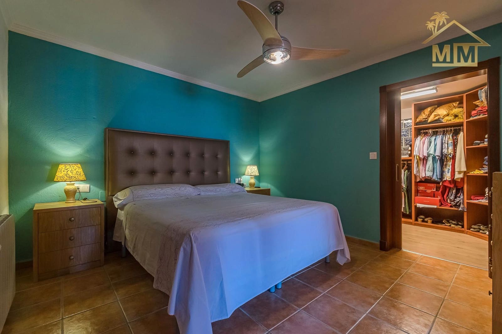 3 soveværelse Villa til salg i Es Castell med swimmingpool - € 590.000 (Ref: 7161555)